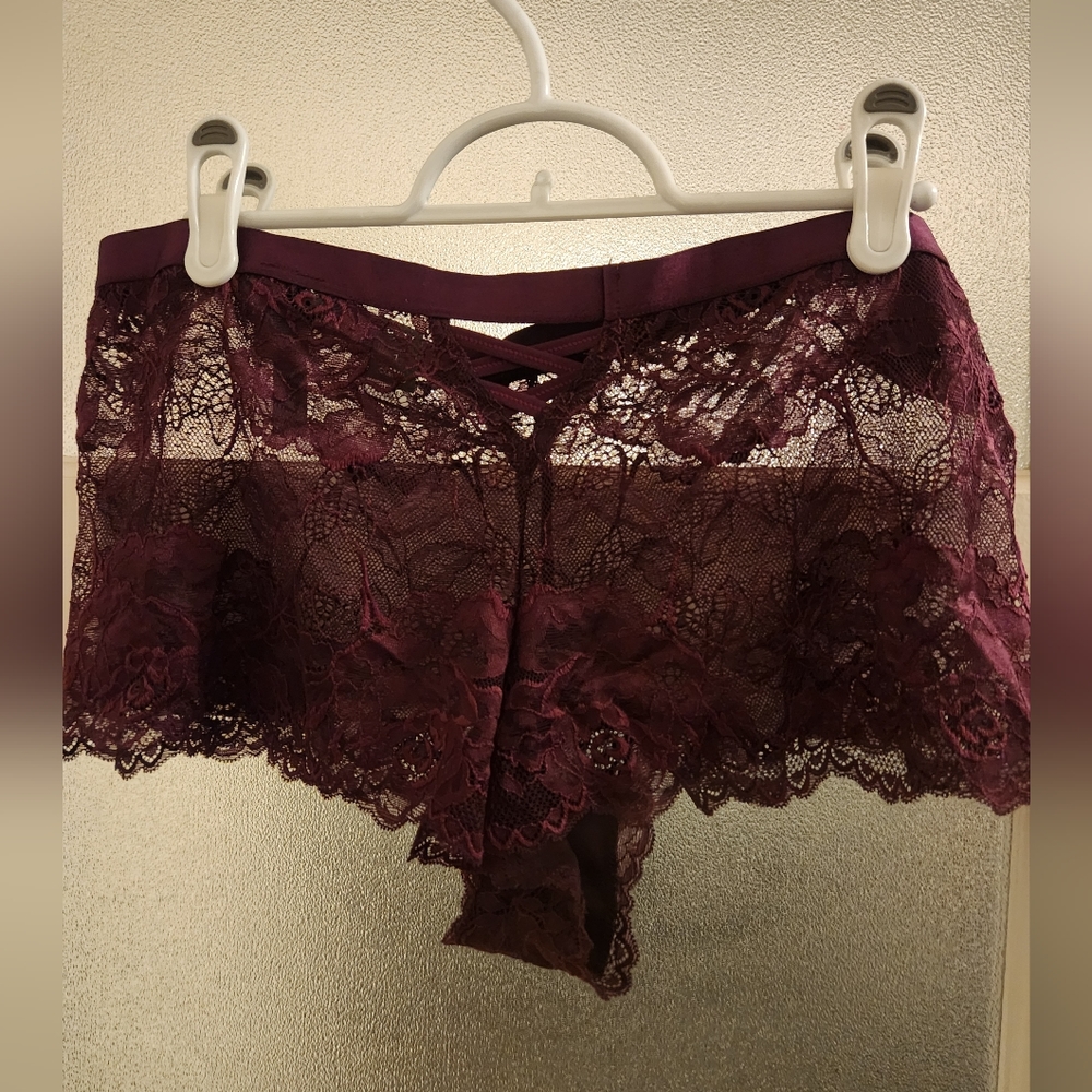 Torrid , cheeky shorts , size 1